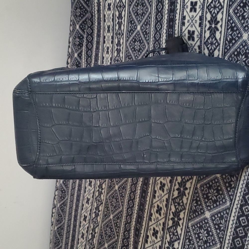Coach purse - Picture 7 of 16
